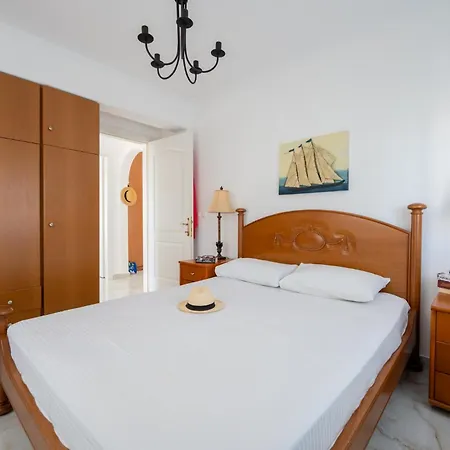 Di μare By Golden Host Apartament